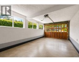 4379 Shelbourne St, Saanich, BC V8N3G4 Photo 31