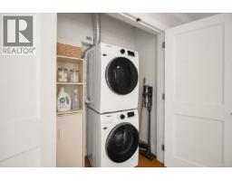 4379 Shelbourne St, Saanich, BC V8N3G4 Photo 22