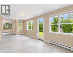 4379 Shelbourne St, Saanich, BC V8N3G4 Photo 24
