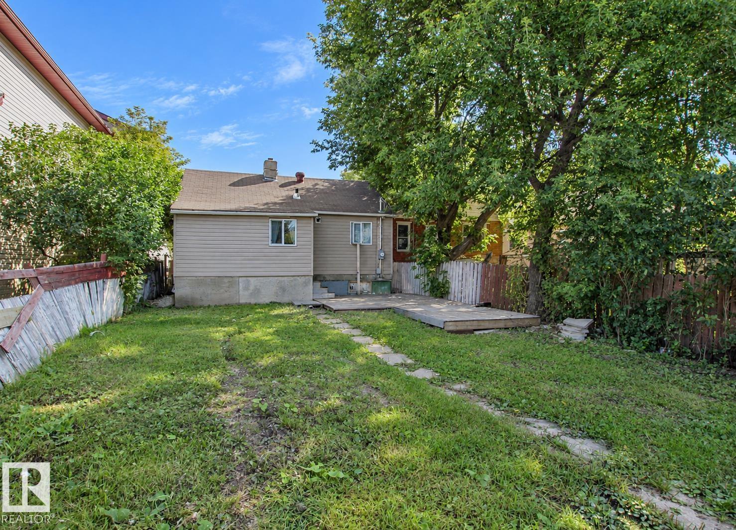 11524 81 ST NW, Edmonton — photo 3