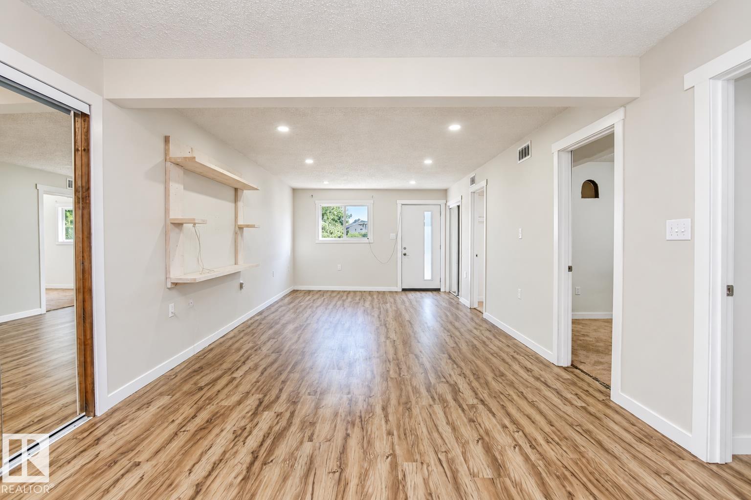 11524 81 ST NW, Edmonton — photo 5