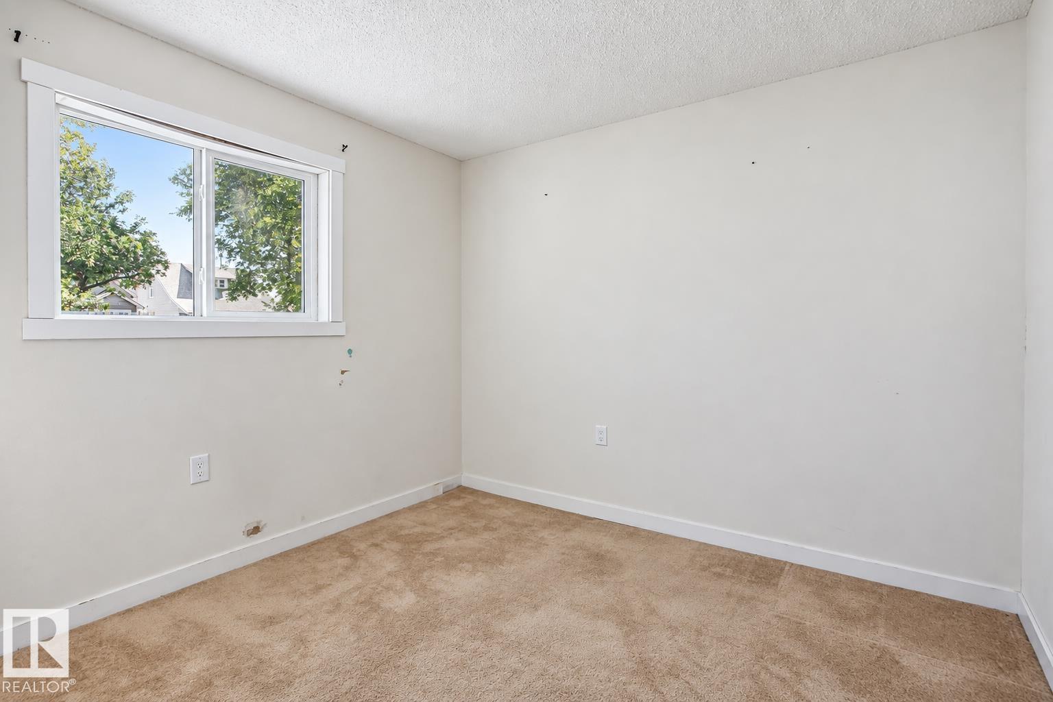 11524 81 ST NW - 7