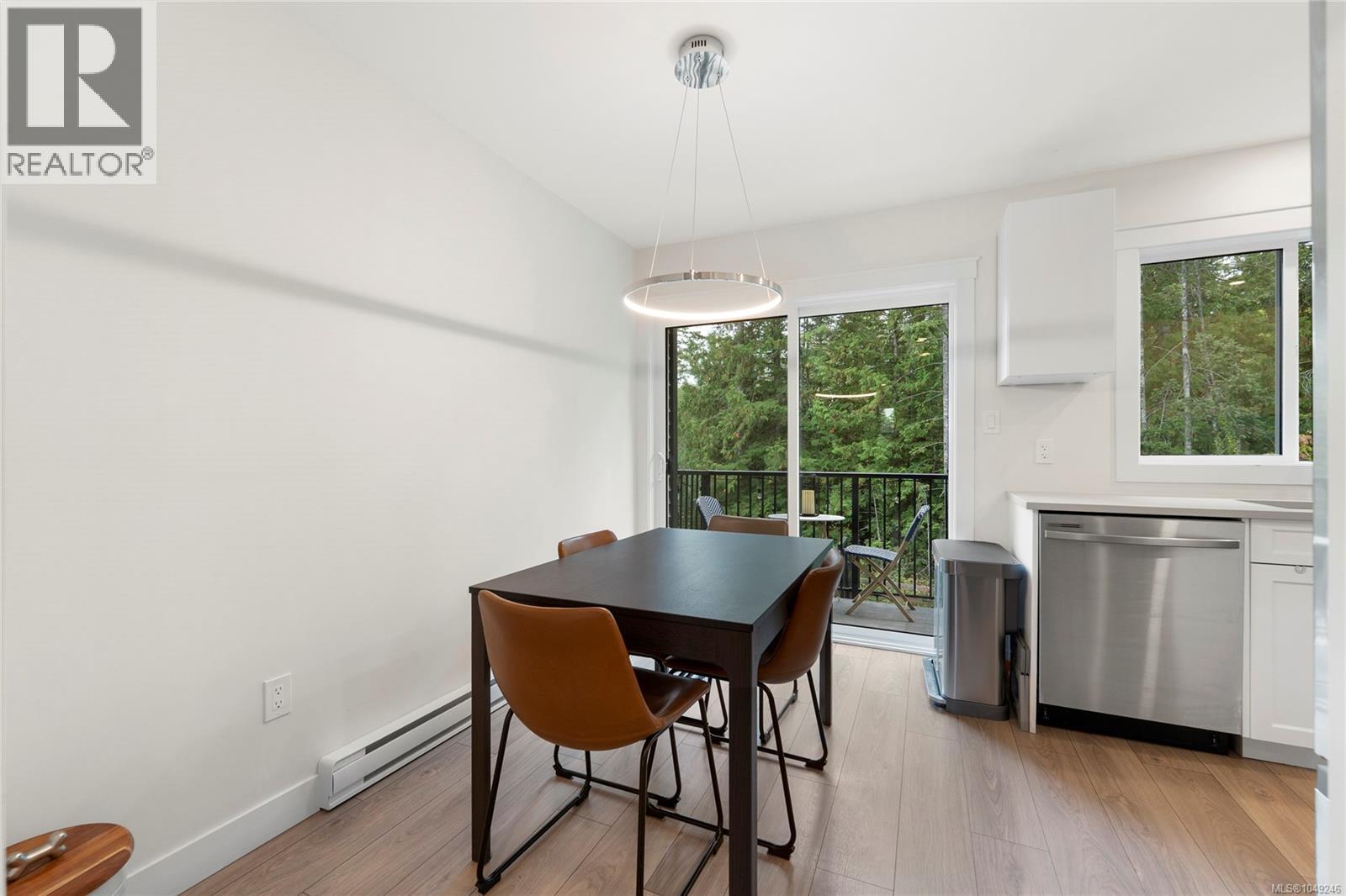 #121 600 Ninth St - 22