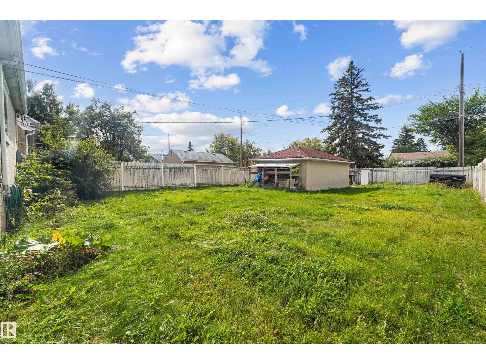 10982 117 ST NW - 26