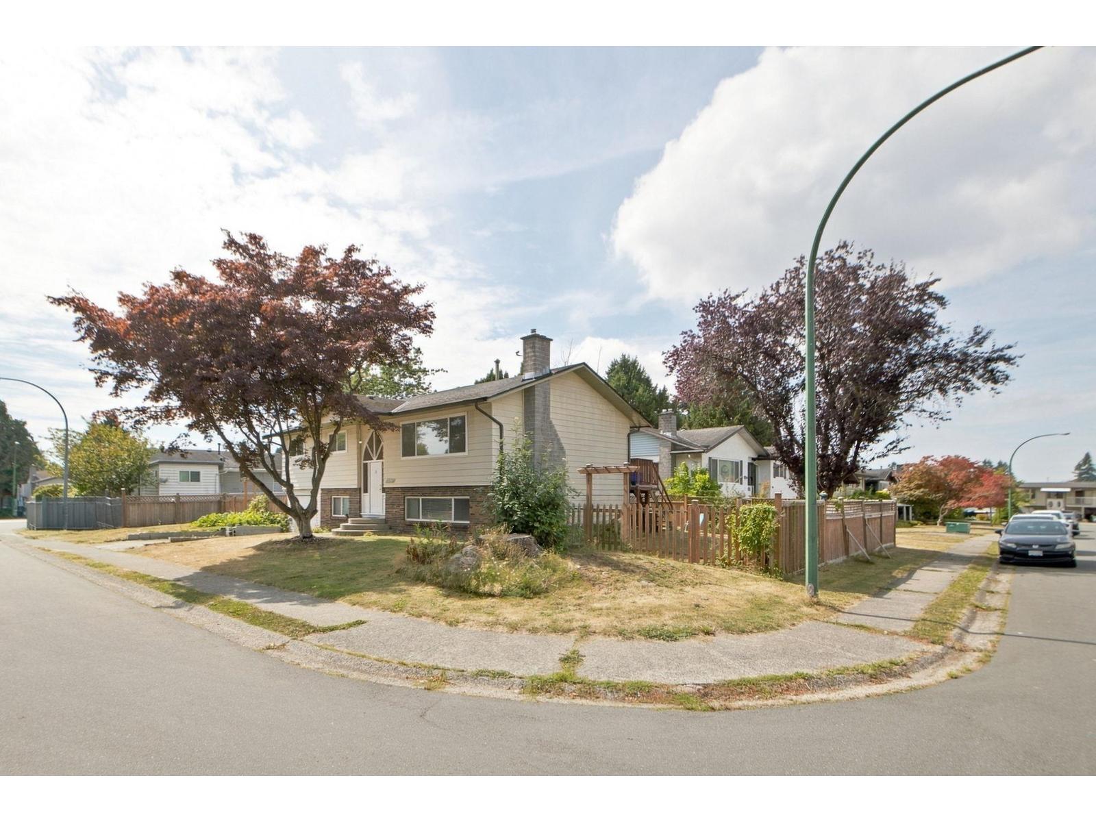 7567 114 STREET, Delta