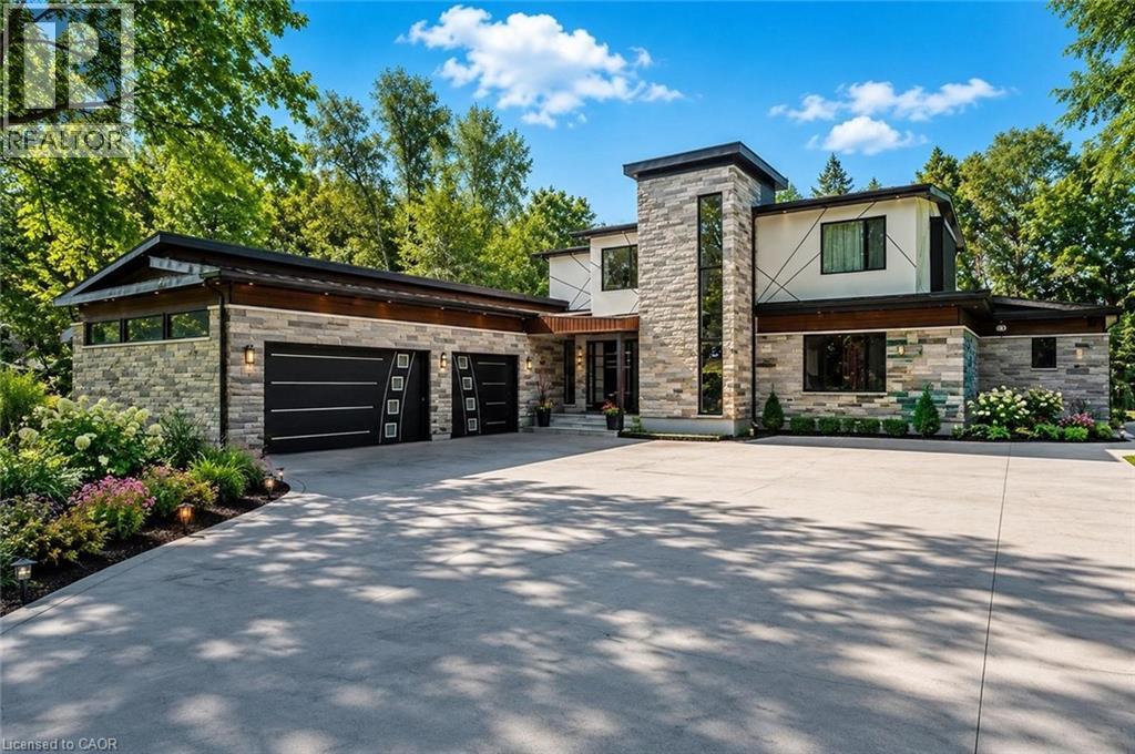 6 CAMPBELL FARM Road, Brantford — photo 2
