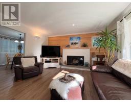 3045 Canoe Point Rd, Hilton Beach, ON P0R1G0 Photo 8