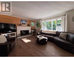 3045 Canoe Point Rd, Hilton Beach, ON P0R1G0 Photo 9