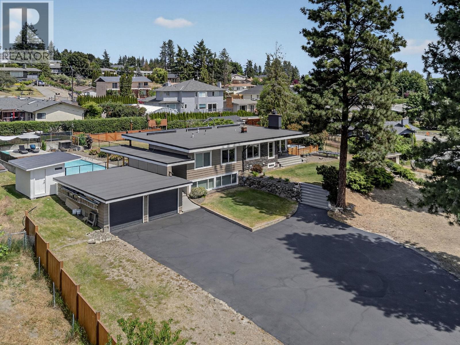 2715 Boucherie Road, West Kelowna