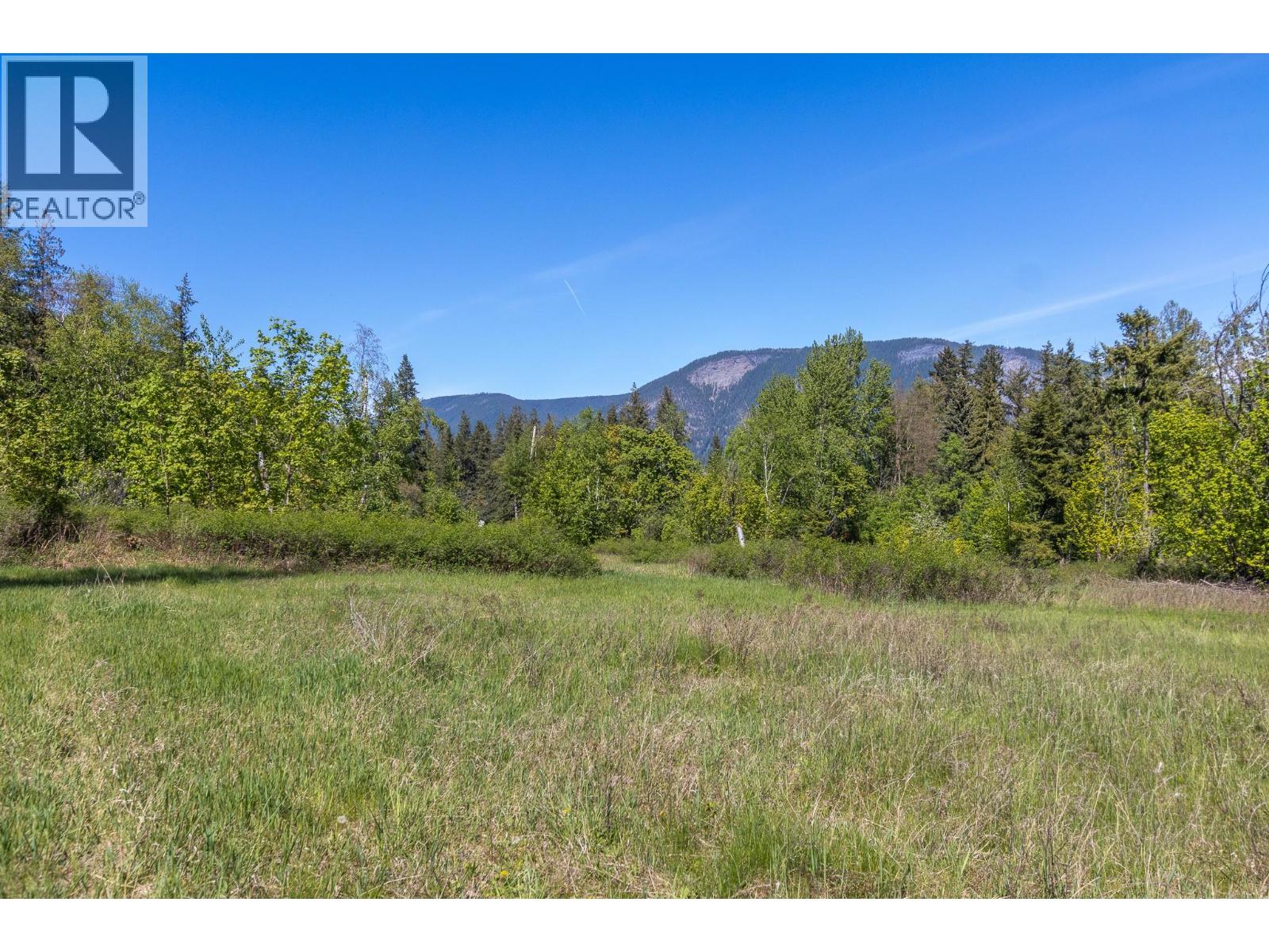  3591 65 Avenue Northwest, Salmon Arm