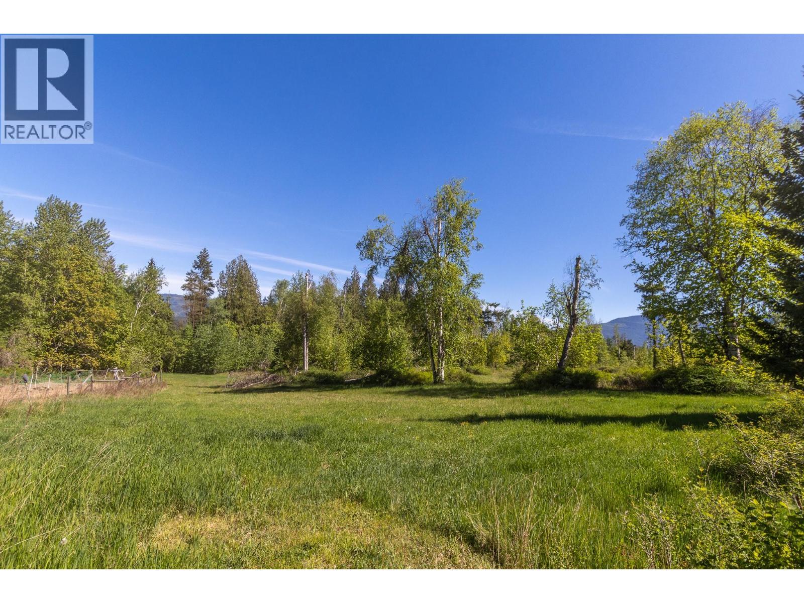 3591 65 Avenue NW - 34