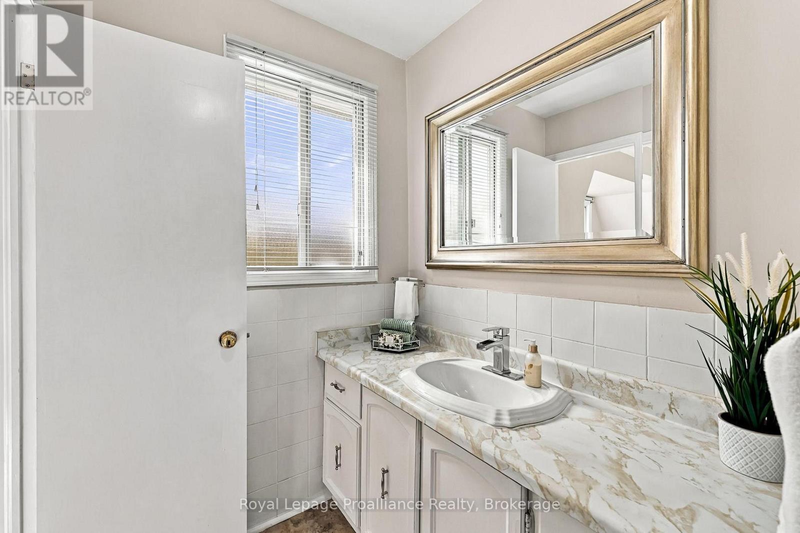 790 NORTHWOOD DRIVE - Image 25