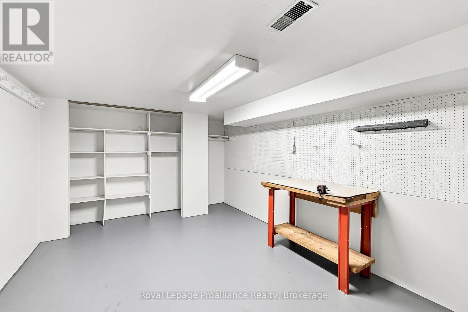 790 NORTHWOOD DRIVE - Image 33