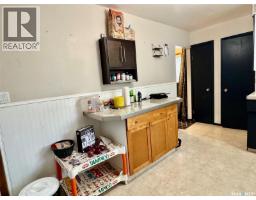 Bedroom - 611 6th Street, Humboldt, SK S0K2A0 Photo 6