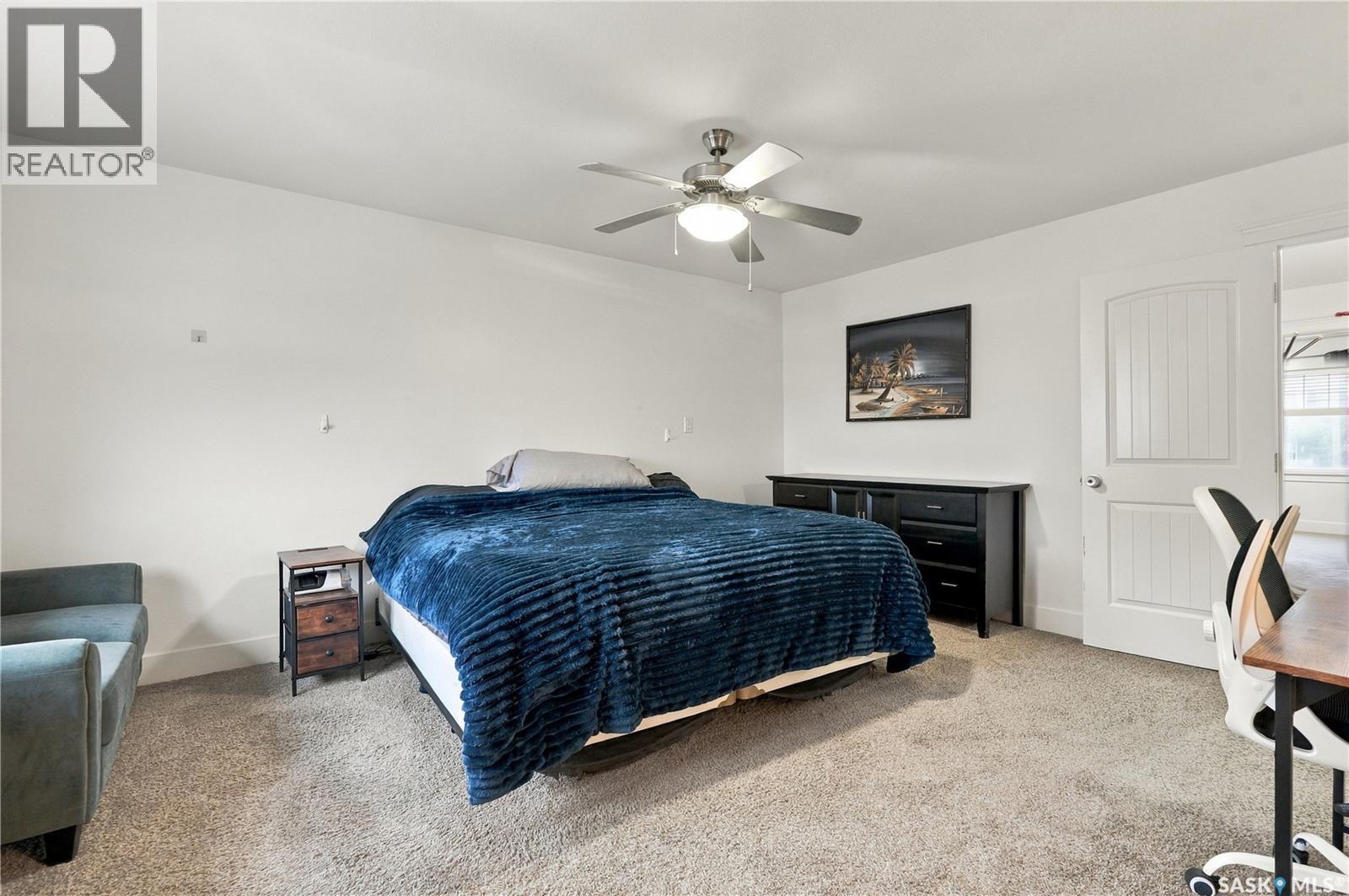 #25 425 Langer PLACE - 21