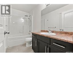 25 425 Langer Place, Warman, SK S0K4S1 Photo 32