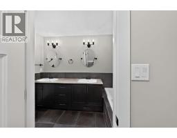 1596 Coalbanks Boulevard W, Lethbridge, AB T1J5B6 Photo 33