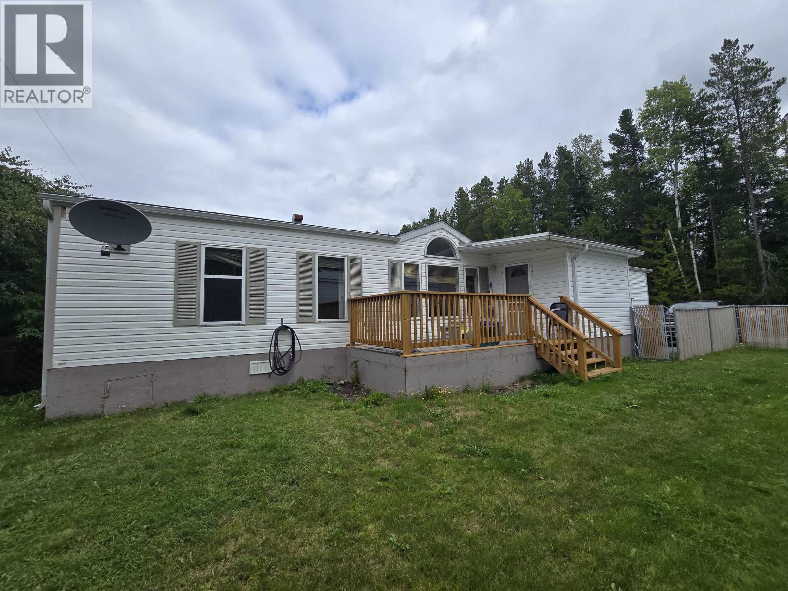 54 4625 GRAHAM AVENUE, Terrace