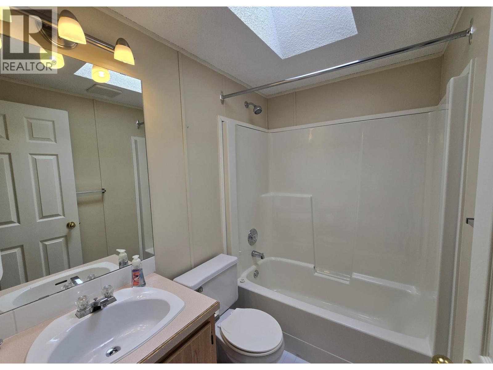 #54 4625 GRAHAM AVENUE - 17