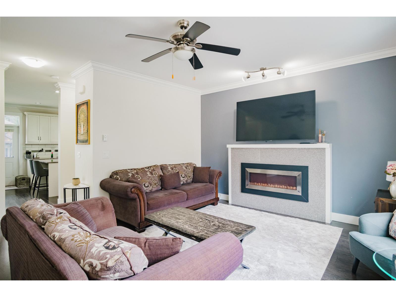 24 6929 142 STREET, Surrey