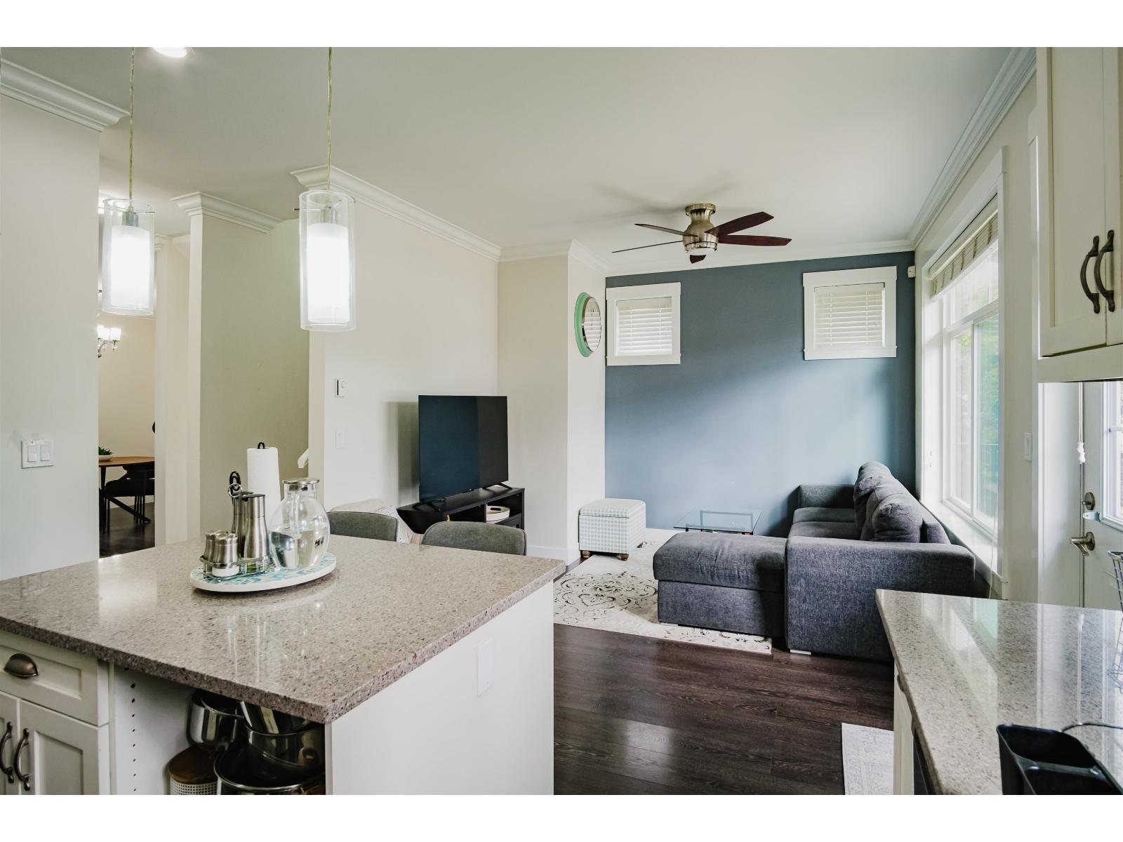 24 6929 142 STREET, Surrey