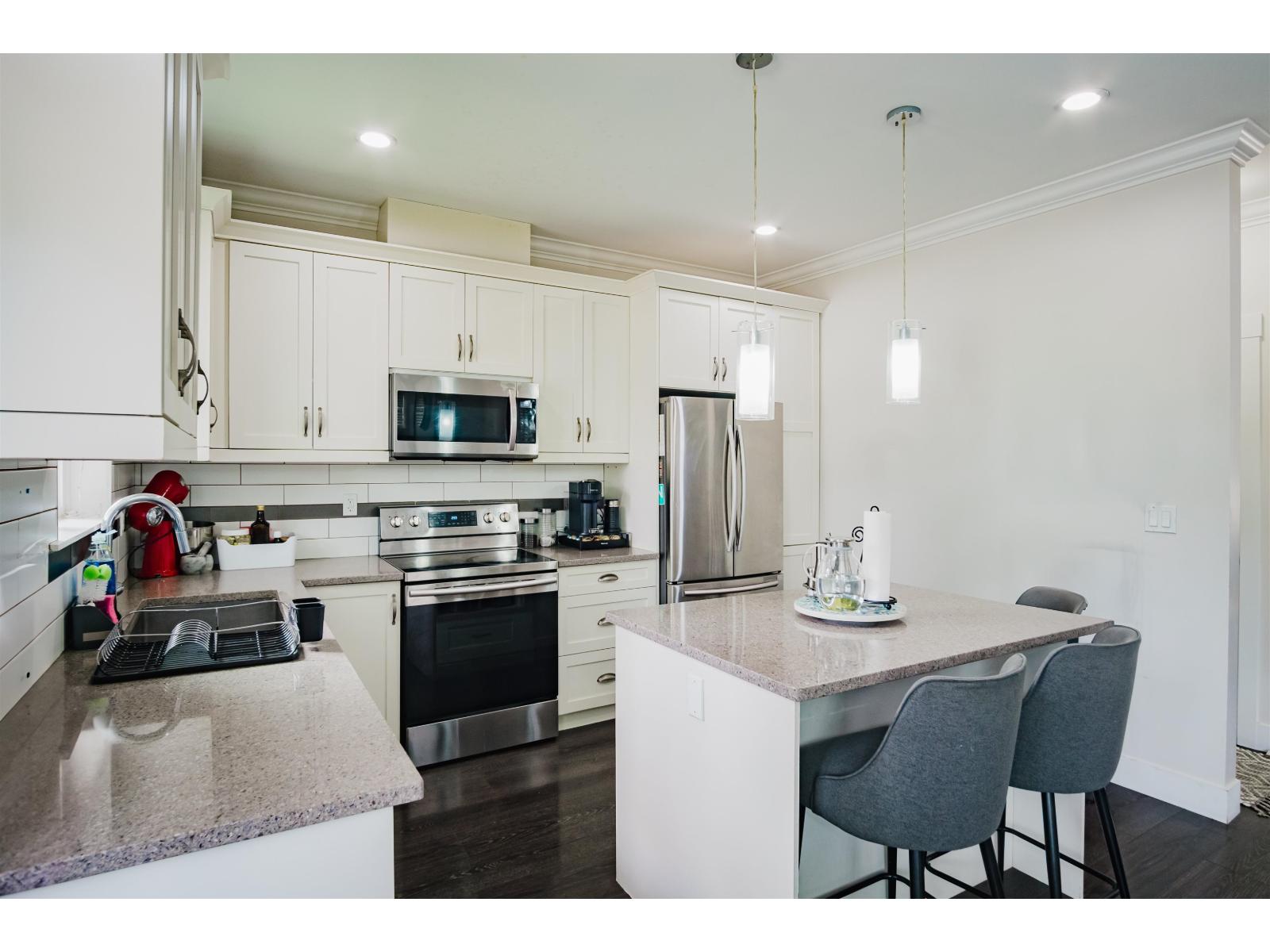 24 6929 142 STREET, Surrey