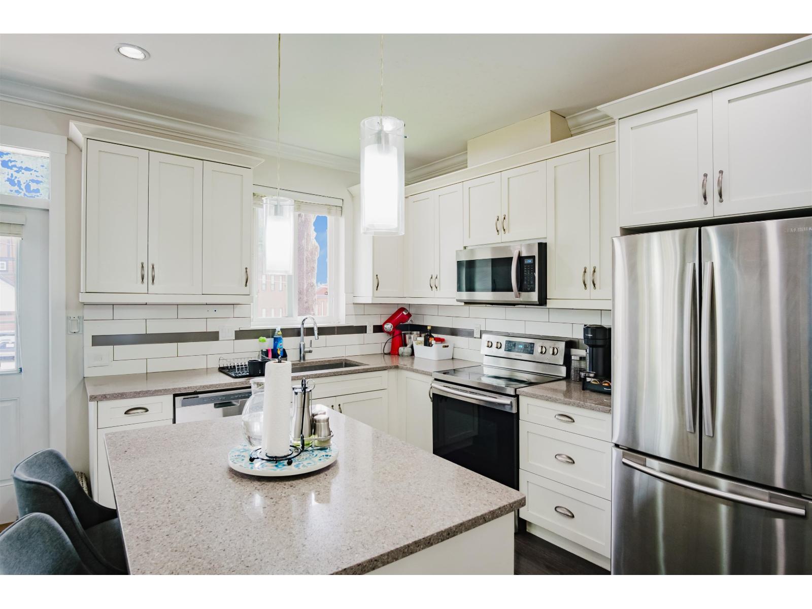 24 6929 142 STREET, Surrey