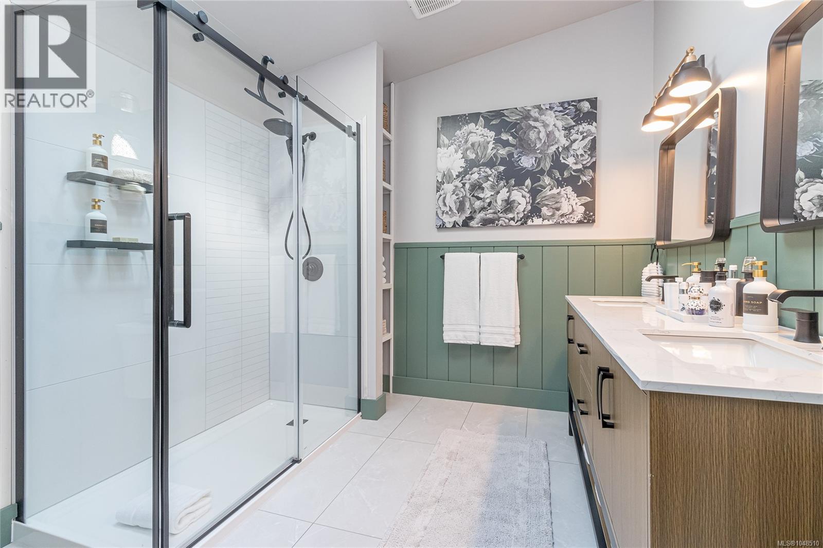 2971 Oak St, Chemainus