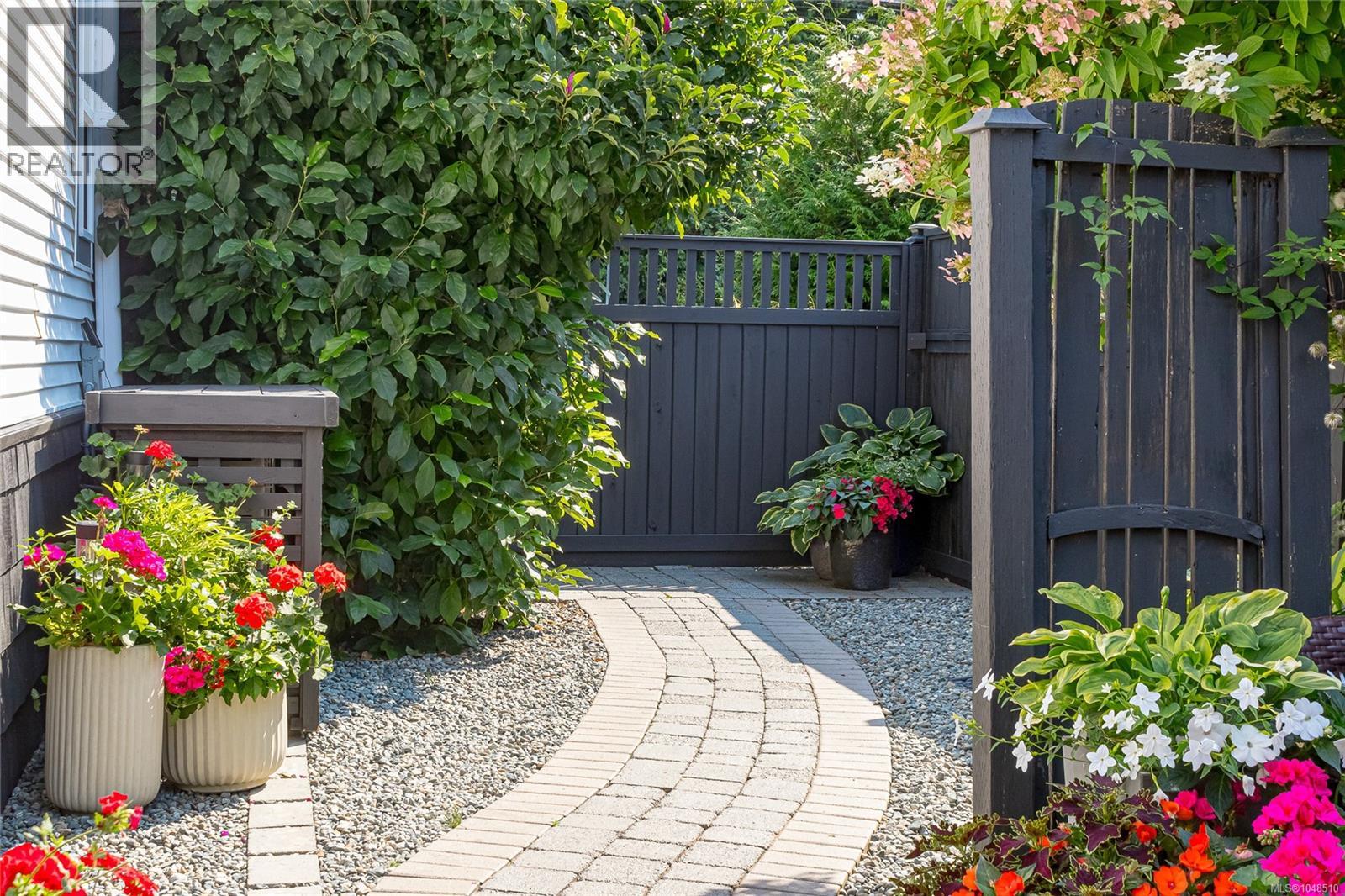 2971 Oak St, Chemainus