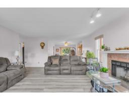 8020 Dominion Place, Surrey, BC V3W6B2 Photo 6