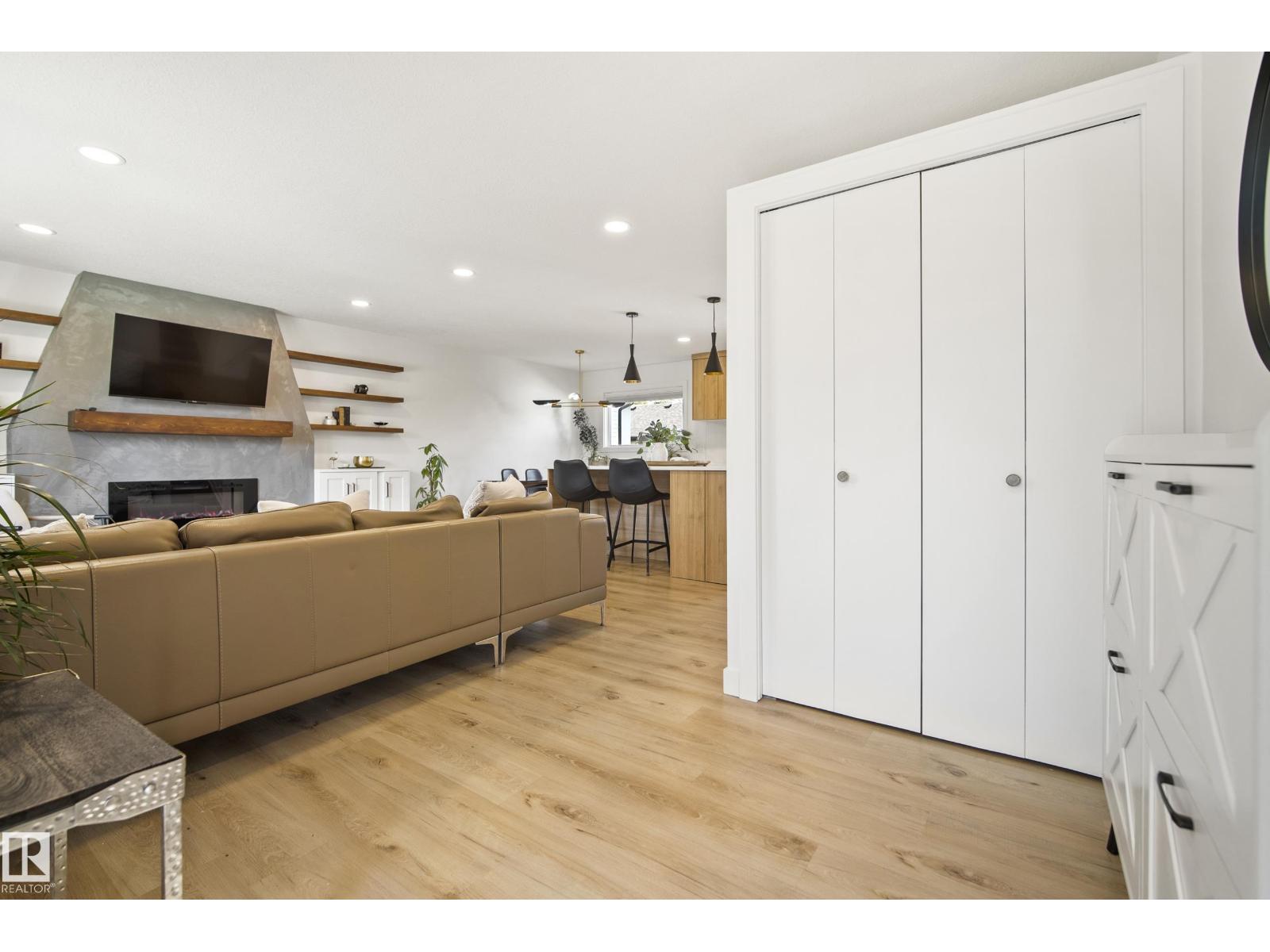 14616 88 AV NW, Edmonton — photo 6