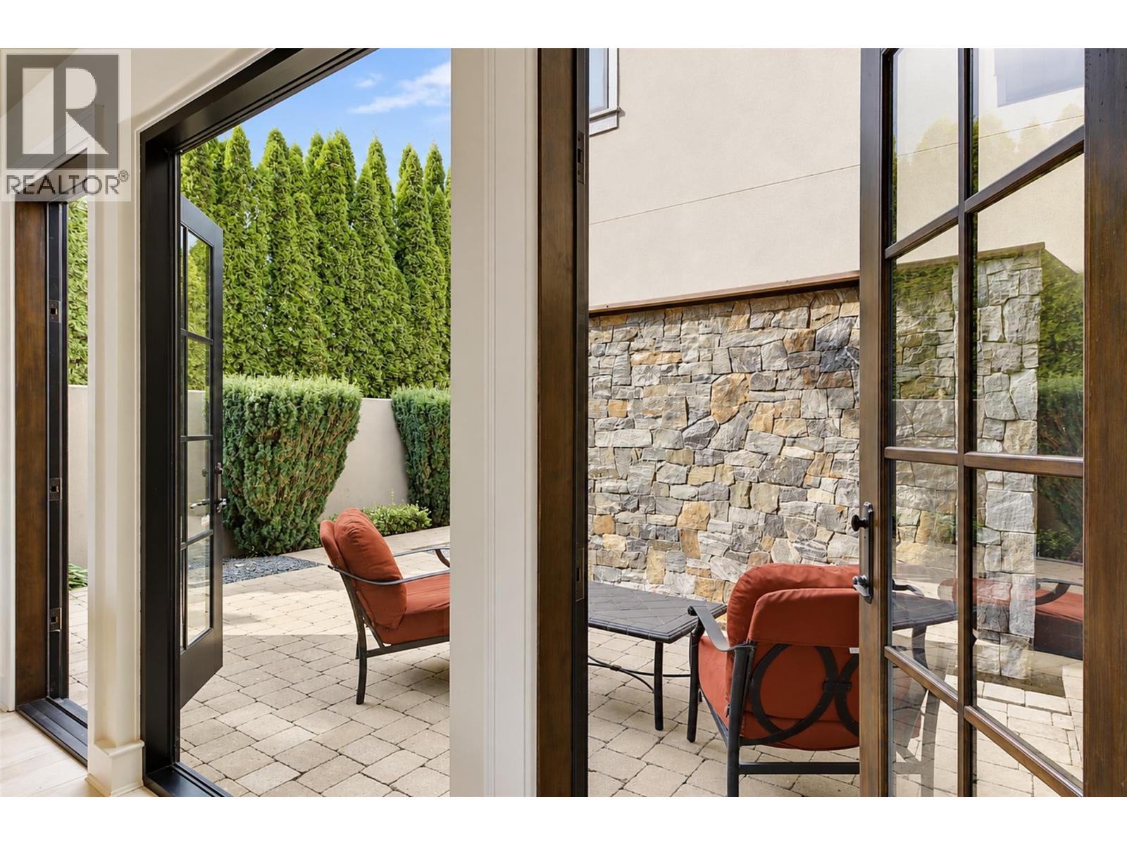 3673 Green Bay Landing, West Kelowna