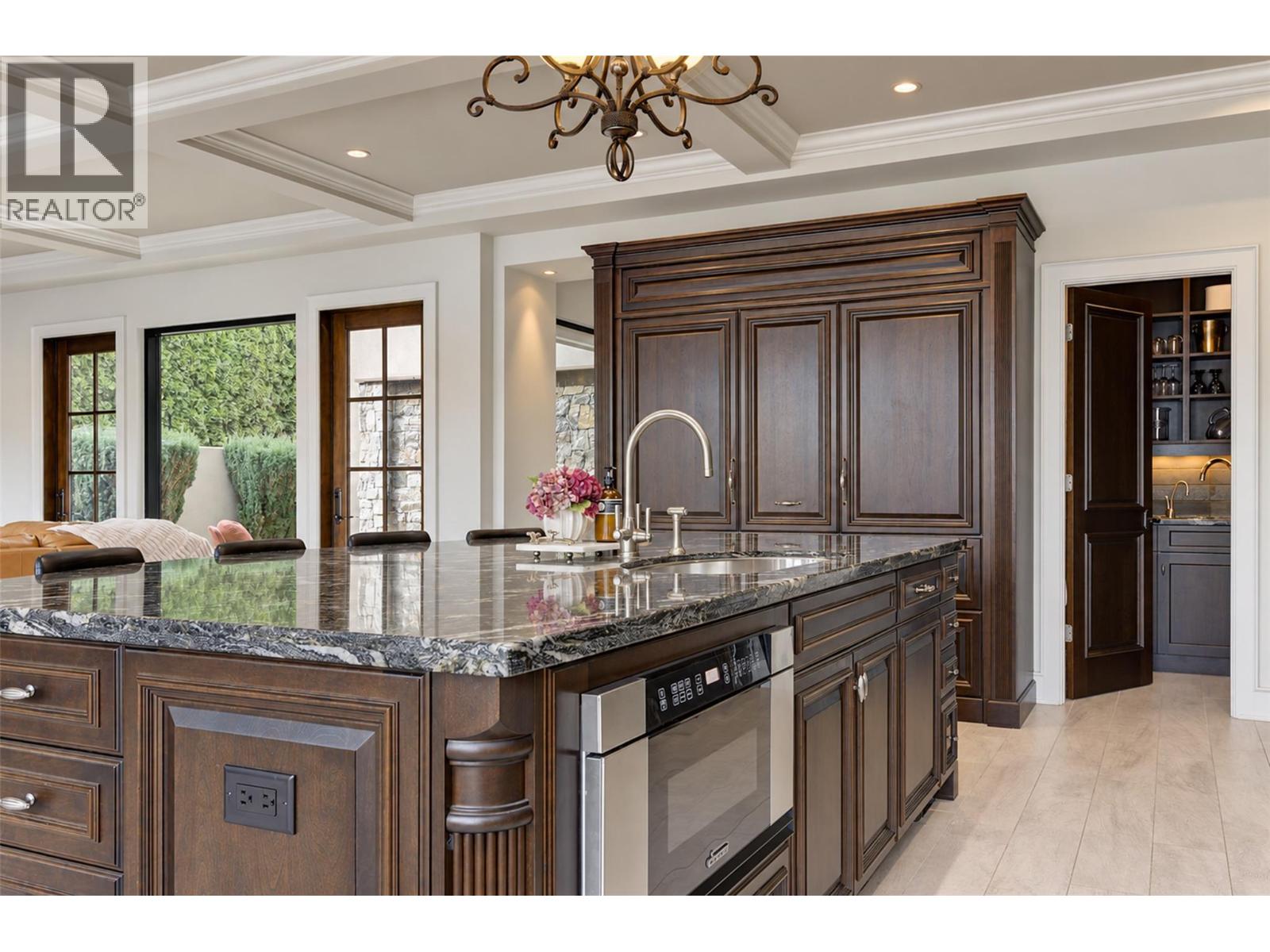 3673 Green Bay Landing, West Kelowna