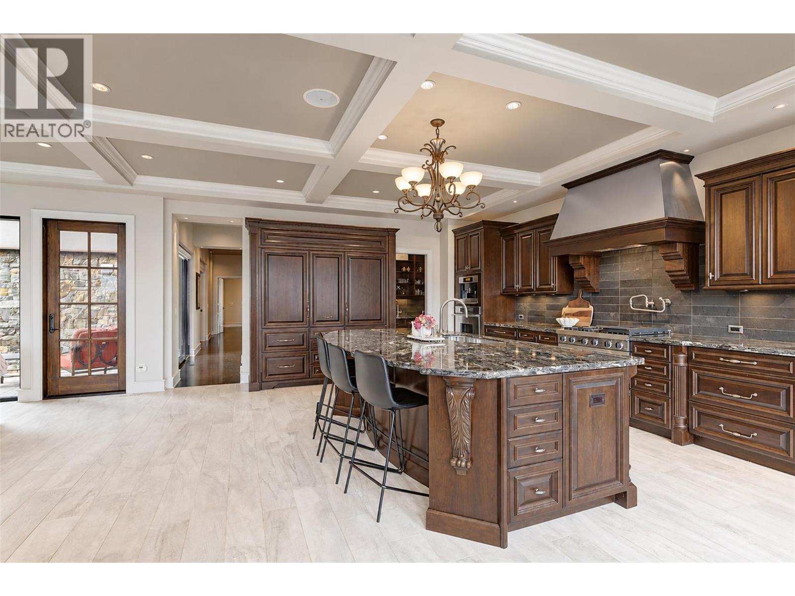 3673 Green Bay Landing, West Kelowna
