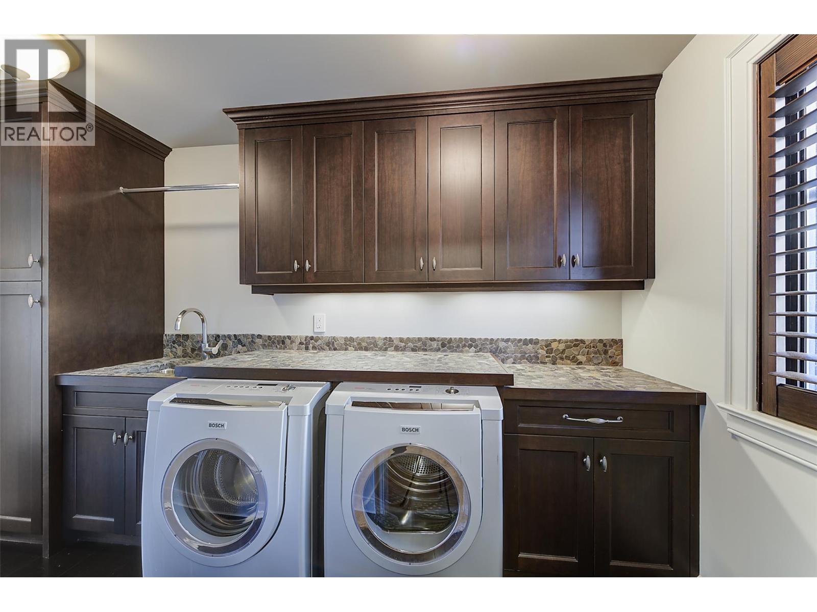 3673 Green Bay Landing, West Kelowna