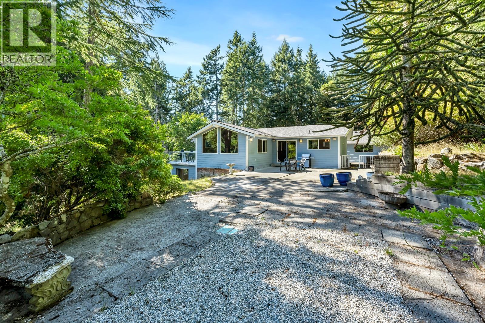 836 Walfred Rd - 8