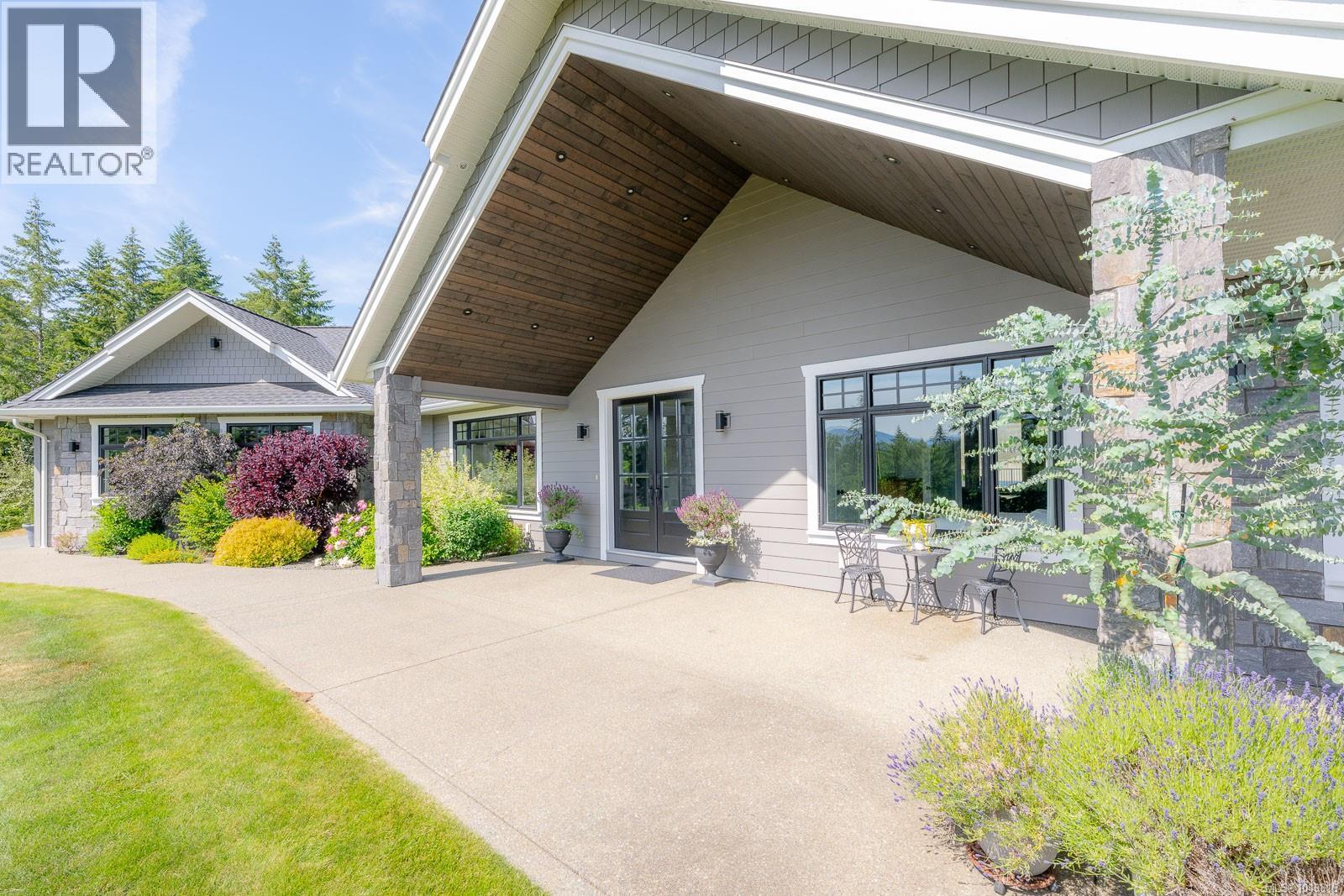 6181 Chase Dr, Port Alberni