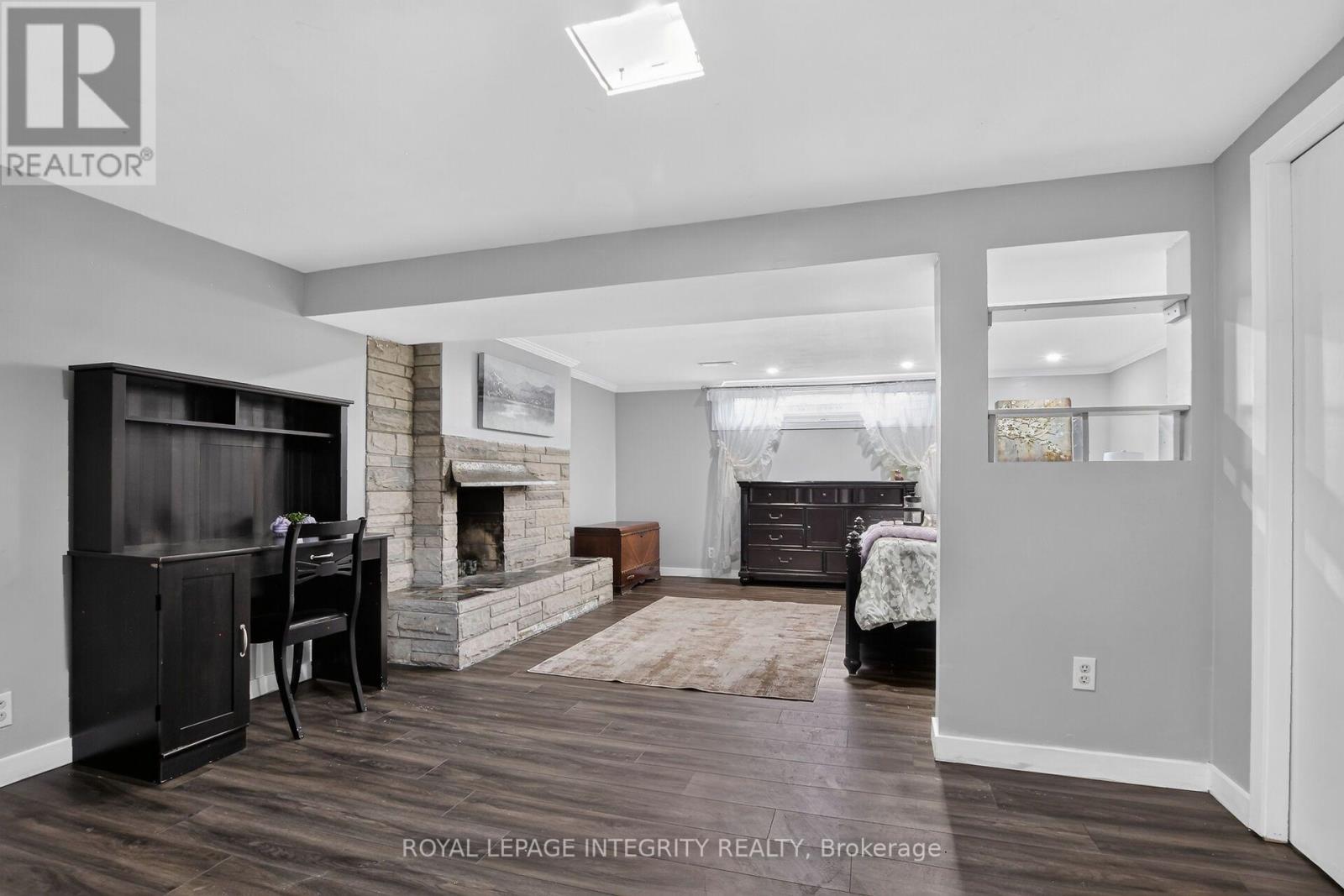 1213 MCWATTERS ROAD photo 22