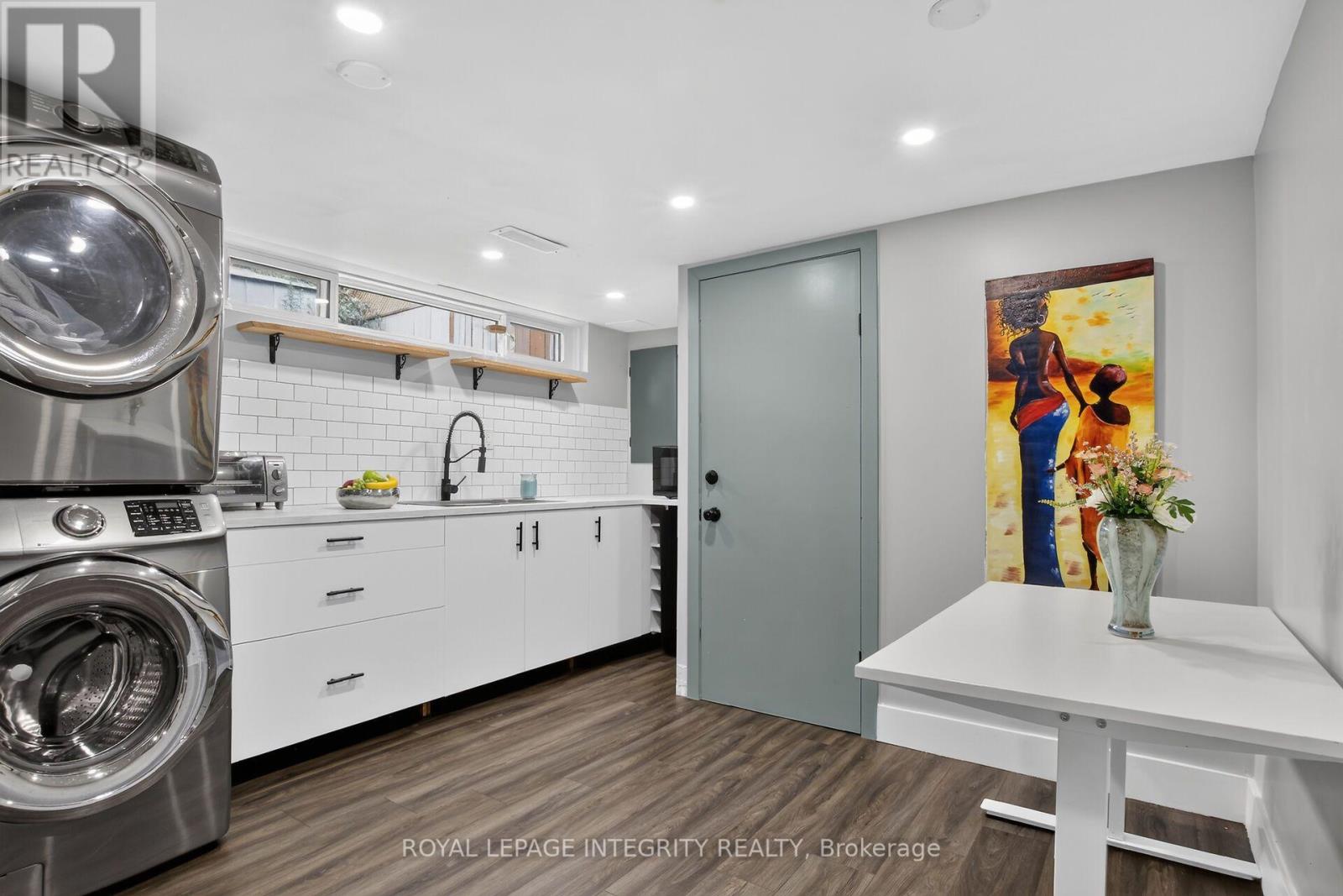 1213 MCWATTERS ROAD photo 29