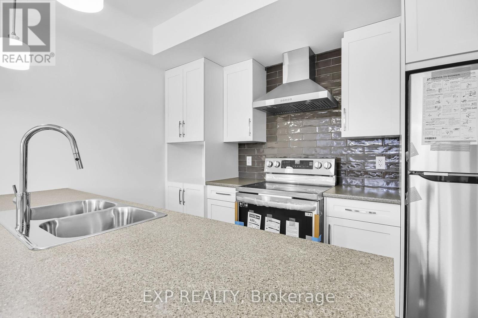 A - 230 CYPRESS STREET, The Nation — photo 3