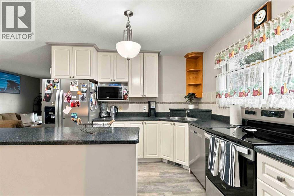 10 Birch Road, Fort McMurray