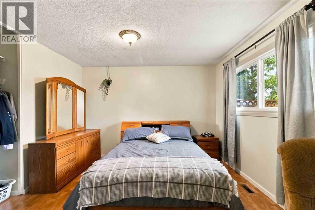 10 Birch Road, Fort McMurray