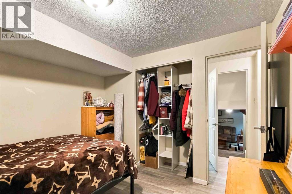 10 Birch Road, Fort McMurray