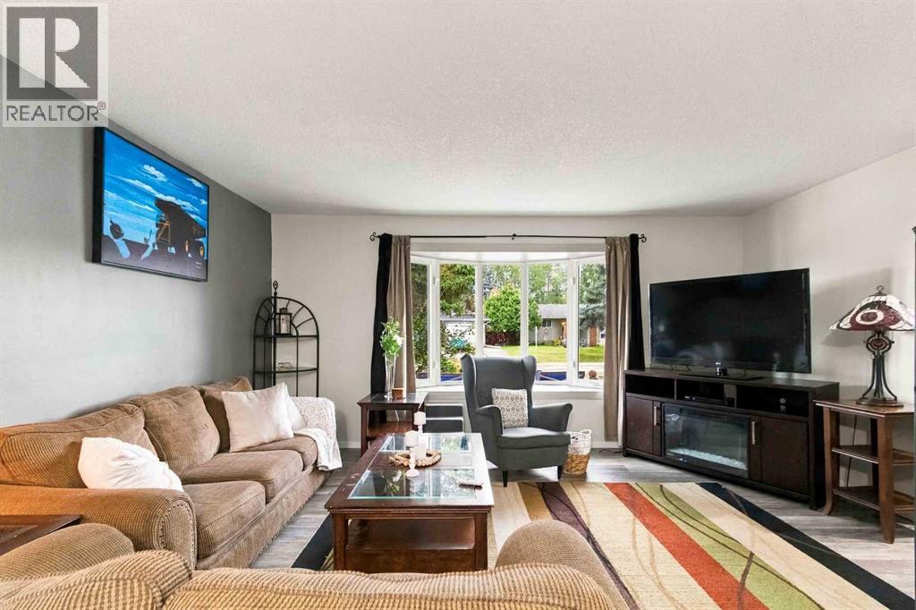10 Birch Road, Fort McMurray