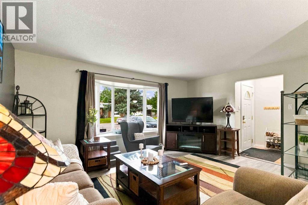 10 Birch Road, Fort McMurray