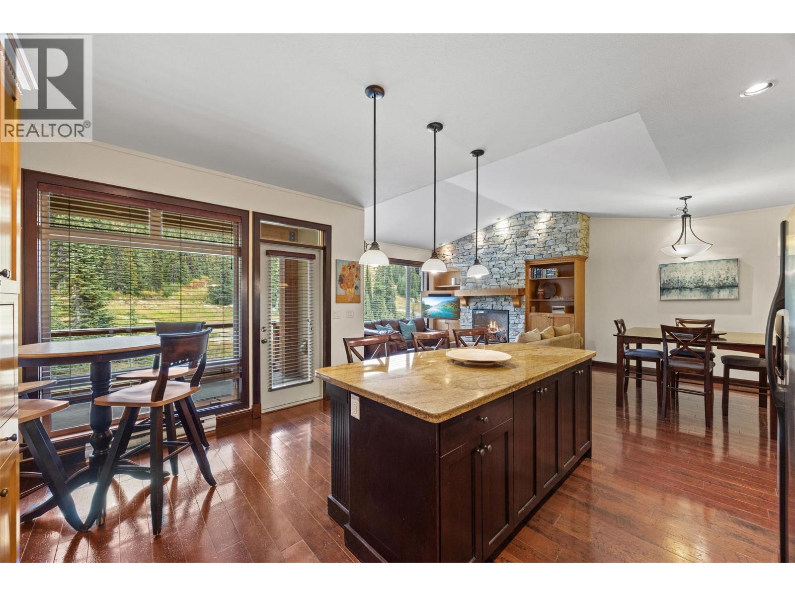 7700 Porcupine Road Unit# 3-404, Big White