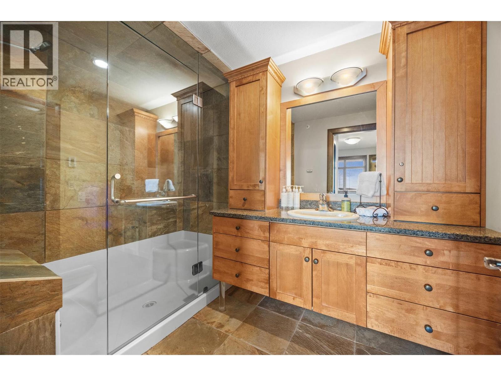 7700 Porcupine Road Unit# 3-404, Big White