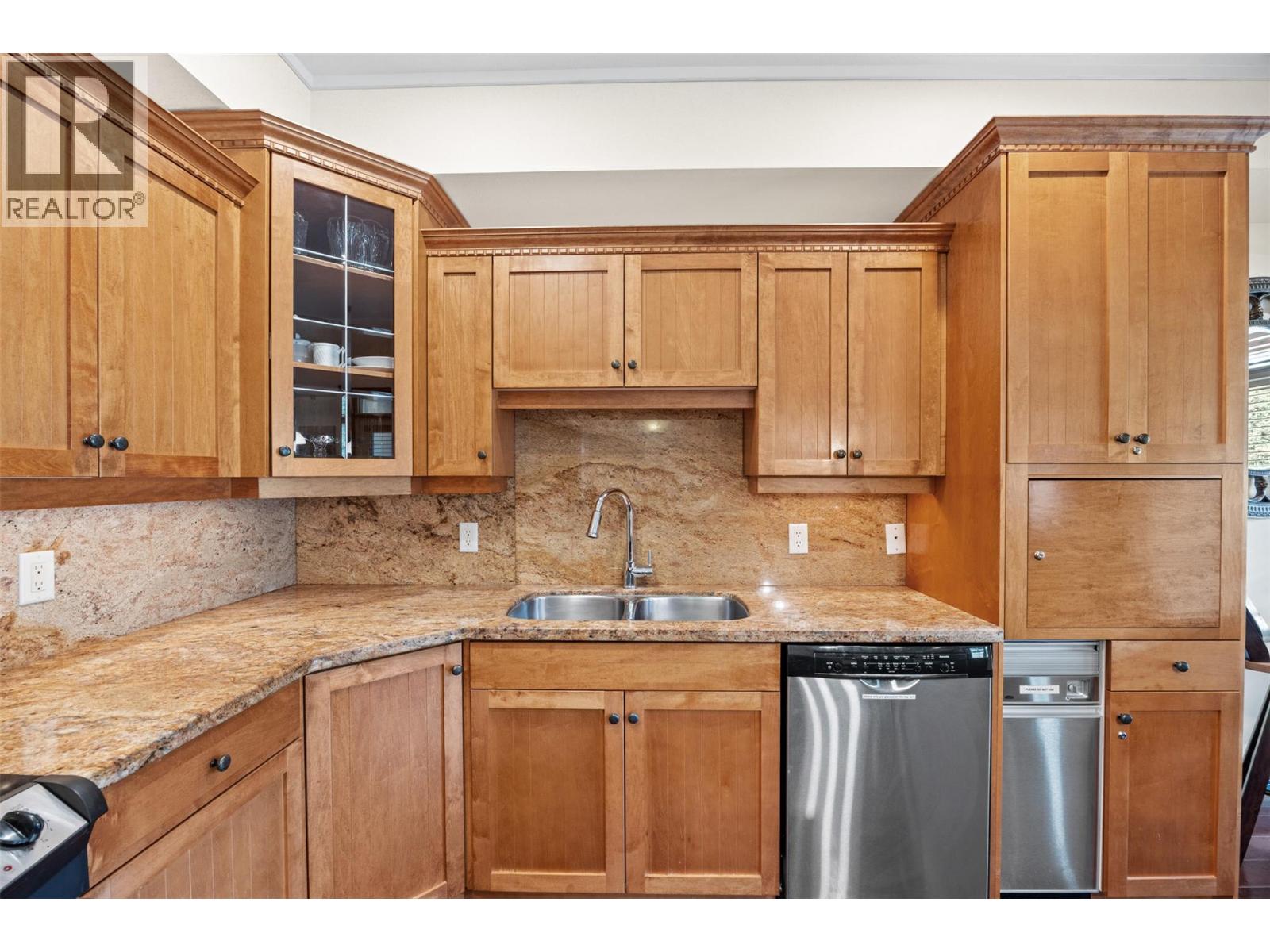 7700 Porcupine Road Unit# 3-404, Big White