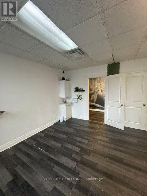 402 - 20 EGLINTON AVENUE E, Toronto (Mount Pleasant East) — photo 2
