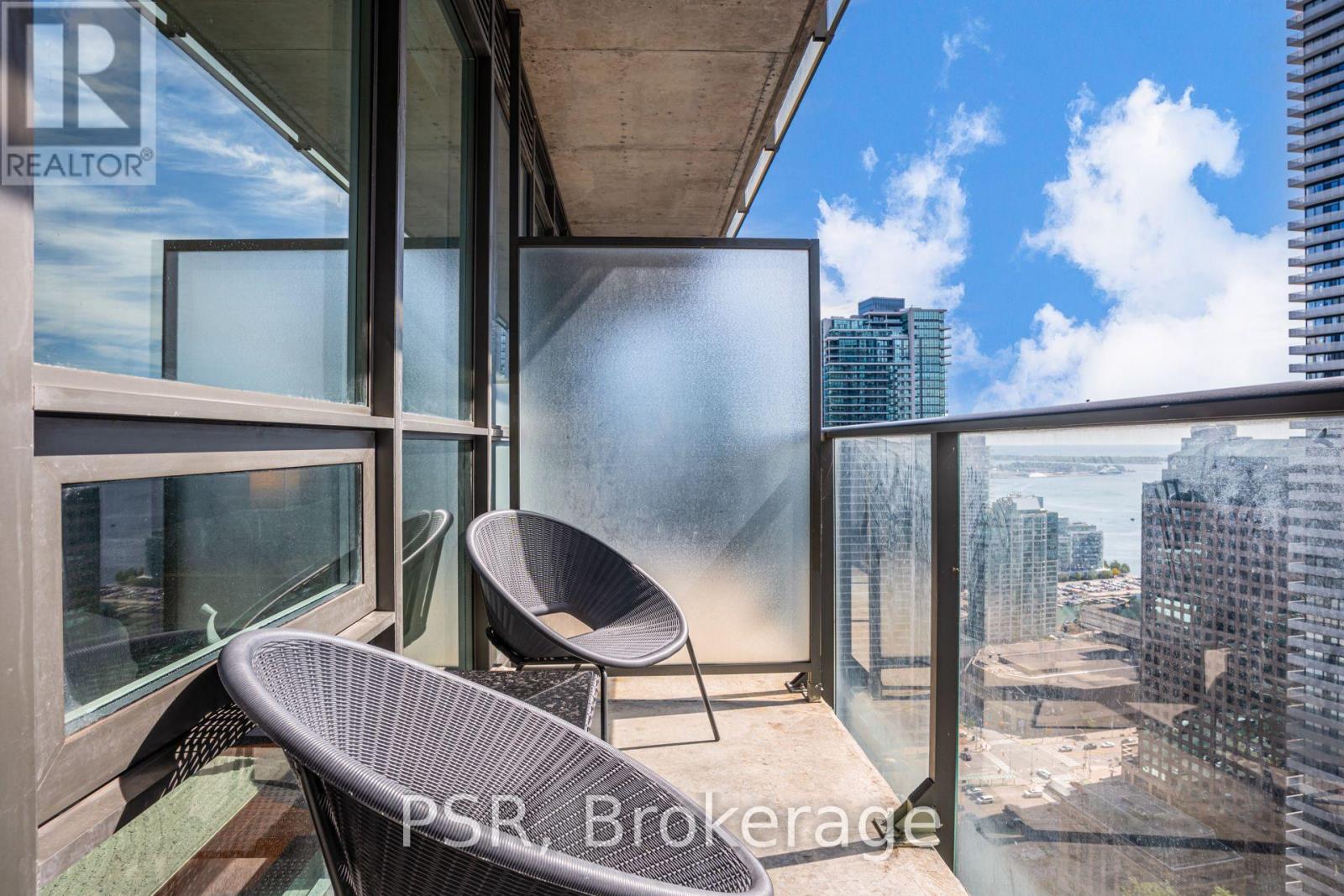 #3401 65 BREMNER BOULEVARD - 21